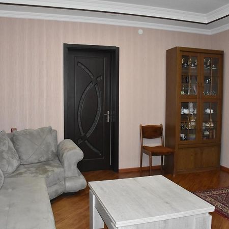 Guest House Ana Borjomi Esterno foto