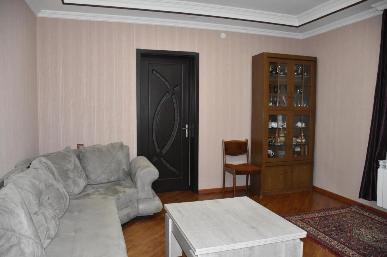 Guest House Ana Borjomi Esterno foto